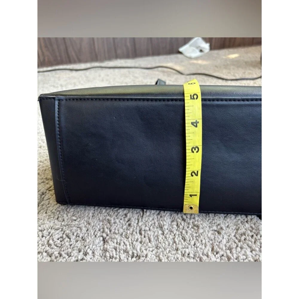 a new day Black Shoulder Bag with Detachable Strap